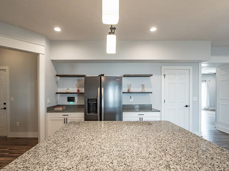 109 Gaston Cir — Photo 28