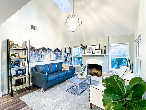 2nd image of 5565 Sandia Pl