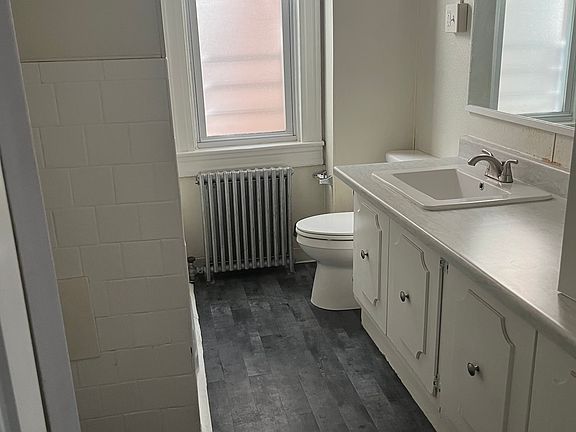 4th image of 2820 Saint Paul St #A