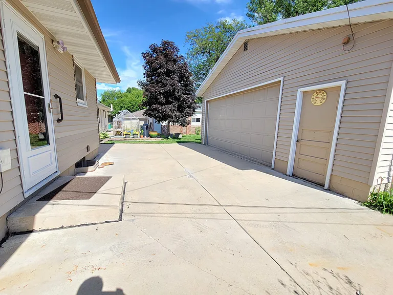 1442 Cascade St NW — Photo 7