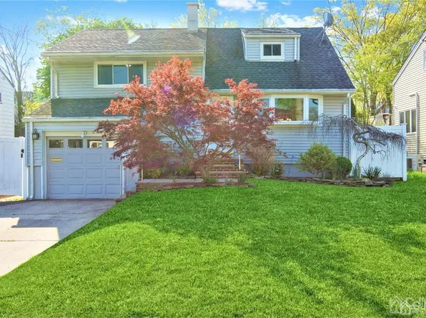 182 McFarlane Rd, Colonia, NJ 07067