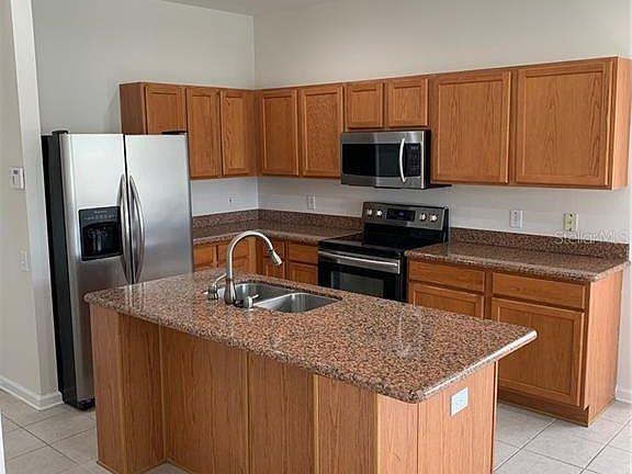 2nd image of 11537 Misty Isle Ln