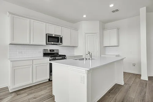 8700 Whistling Duck Dr Photo 1