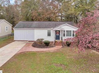 2 Sevier Ct, Taylors, SC 29687