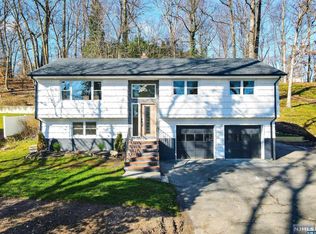 456 Lafayette Ave, Westwood, NJ 07675