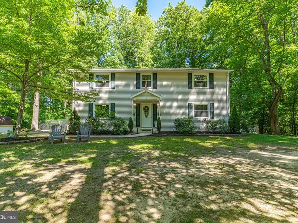3890 Cindy Ct, Indian Head, MD 20640