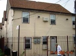 307 Beach 88 St #88, Far Rockaway, NY 11693