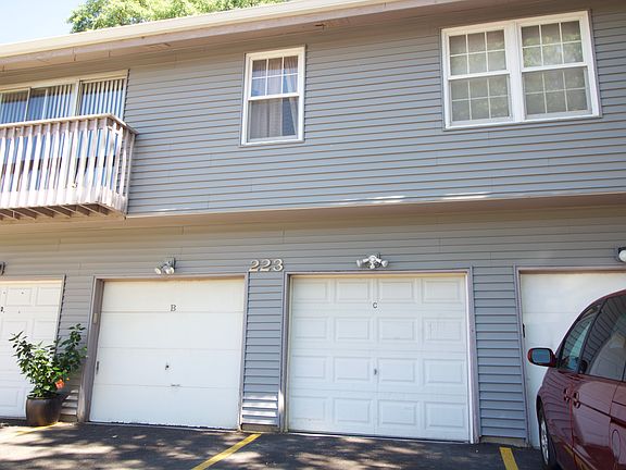 2nd image of 223 Cherokee Dr Unit C