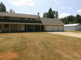 102 Wakefield Rd, Newport, WA 99156