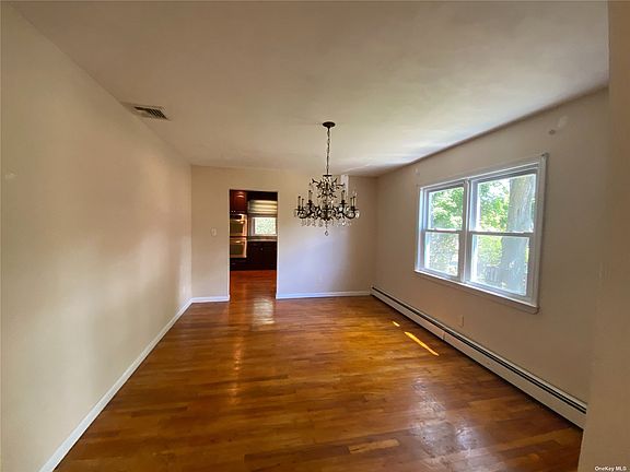 5th image of 115 Curtis Dr