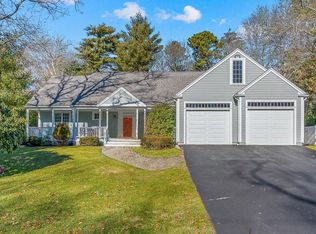 14 Race Ln, Sandwich, MA 02563