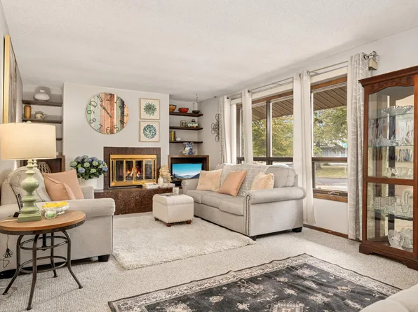 1580 Ramada Ave S, Lakeland, MN 55043