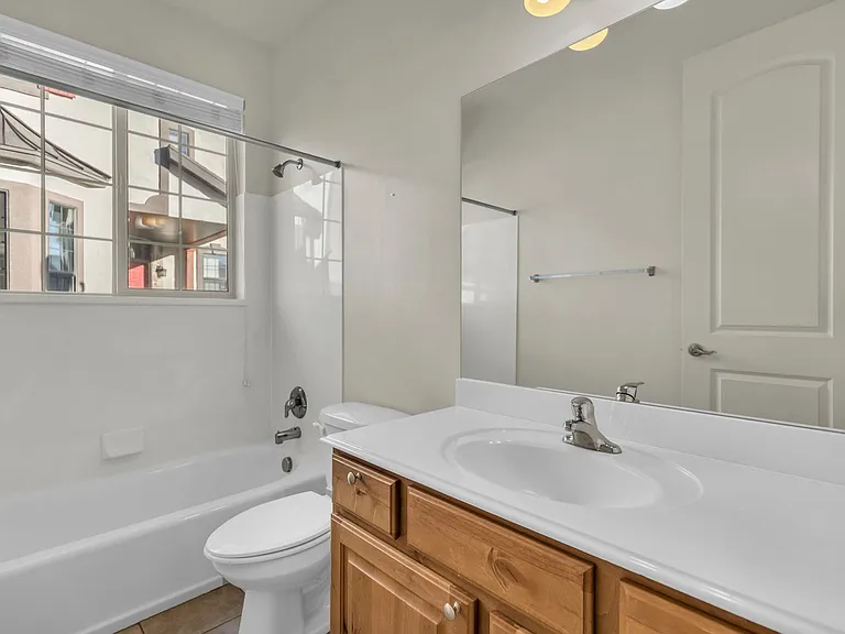 832 E Michie Ln — Photo 19