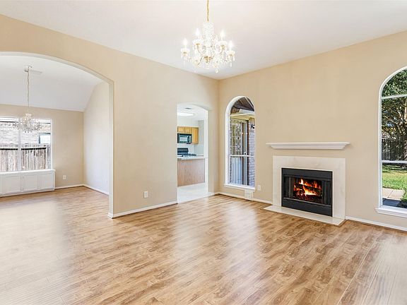 5th image of 8903 Diamond Lake Ln