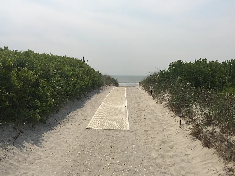25 Beacon Ln #BEACH BLOCK — Photo 33