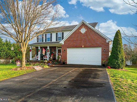 3rd image of 3245 Stonehurst Ct