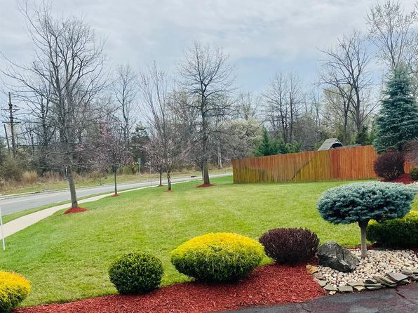 150 School St, Piscataway, NJ 08854