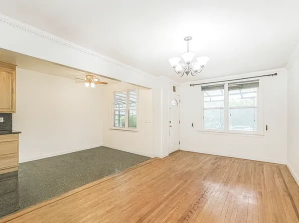 451 100th Street image 10 of 28