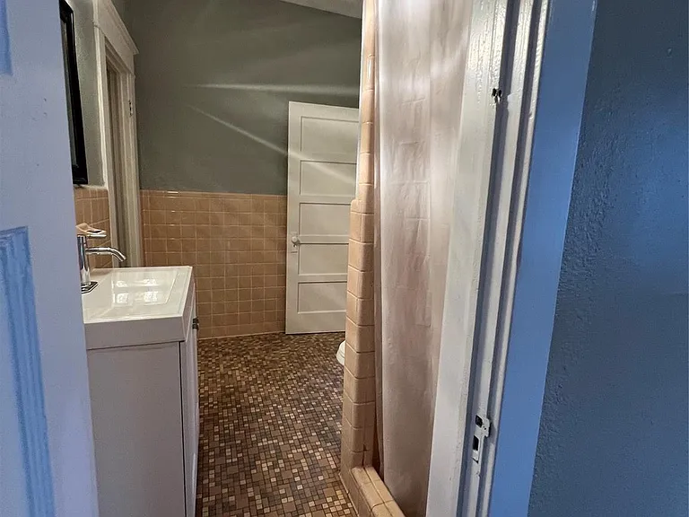 1328 Ursuline St — Photo 30