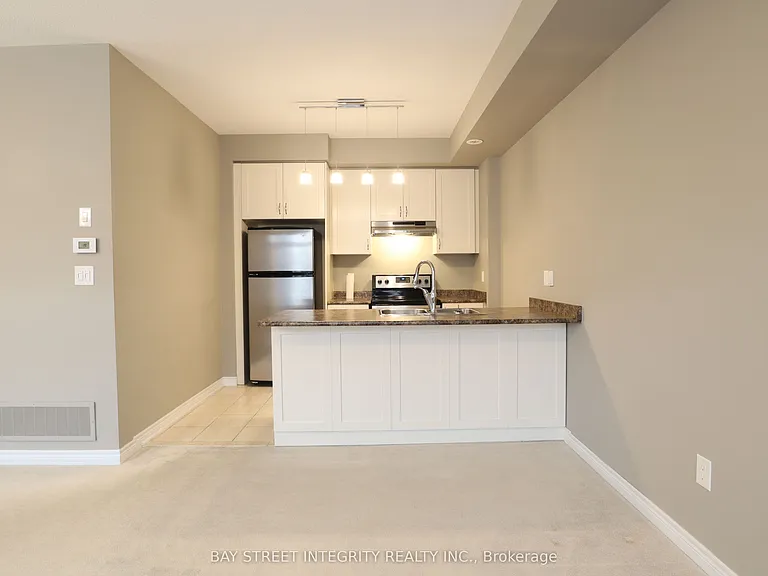 2435 Greenwich Dr #39 — Photo 17