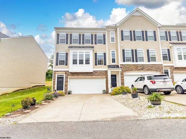 3322 Sun Ct, Morgantown, WV 26505