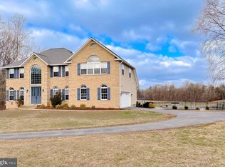 1985 Holland Cliffs Rd, Huntingtown, MD 20639