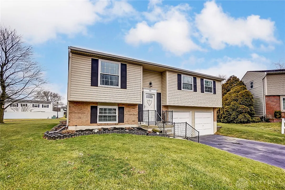108 Wichendon Farm Cir photo 1