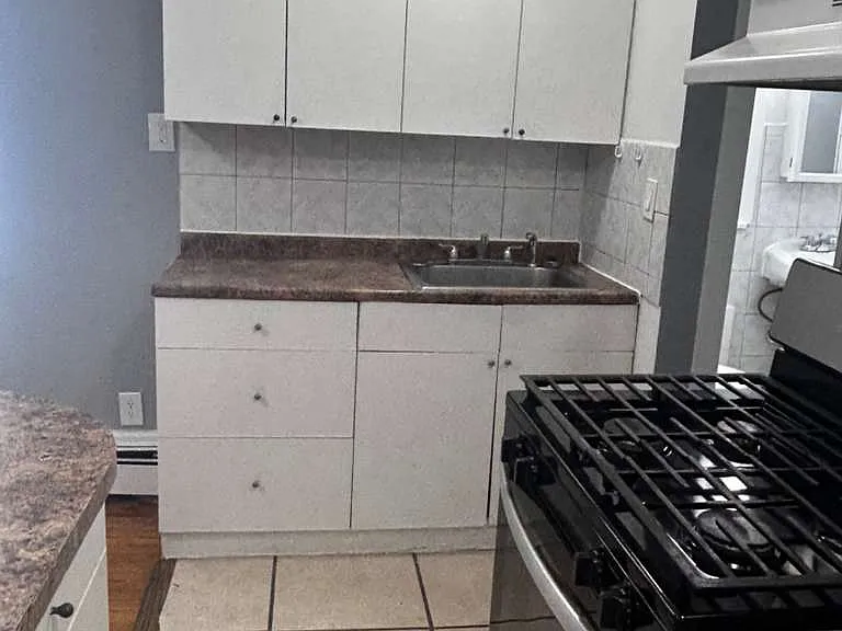 53 Glenwood Ave #1 — Photo 3