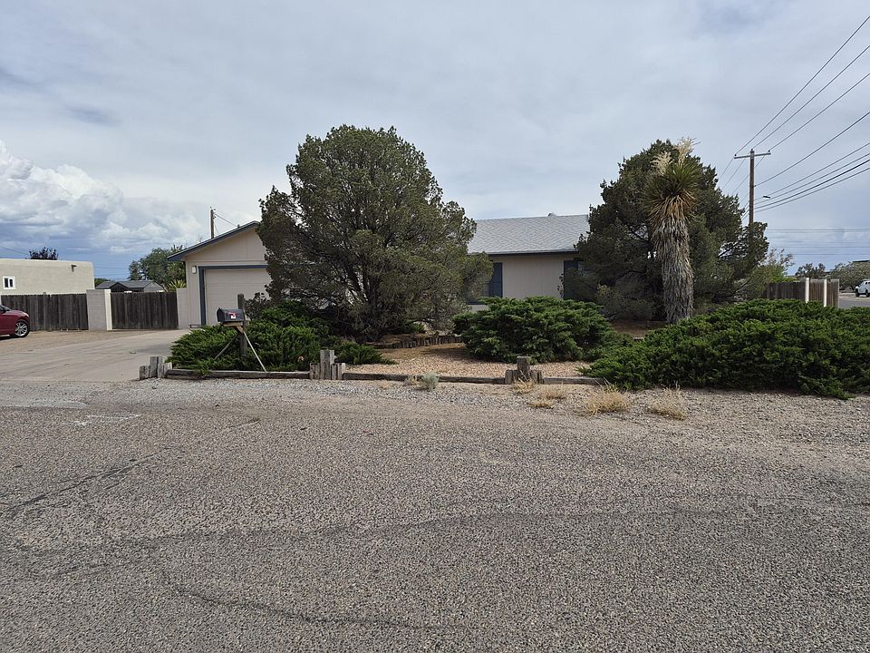 1st image of 3002 Gay Cir SE
