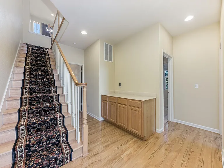 386 Goodwin Dr — Photo 23