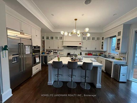 3rd image of 30 Abitibi Ave