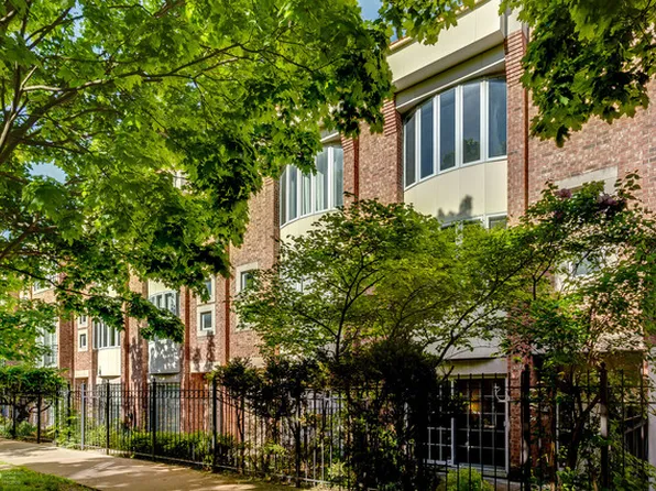 5432 S Ellis Ave, Chicago, IL 60615