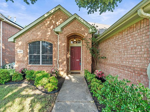 3rd image of 545 Continental Dr