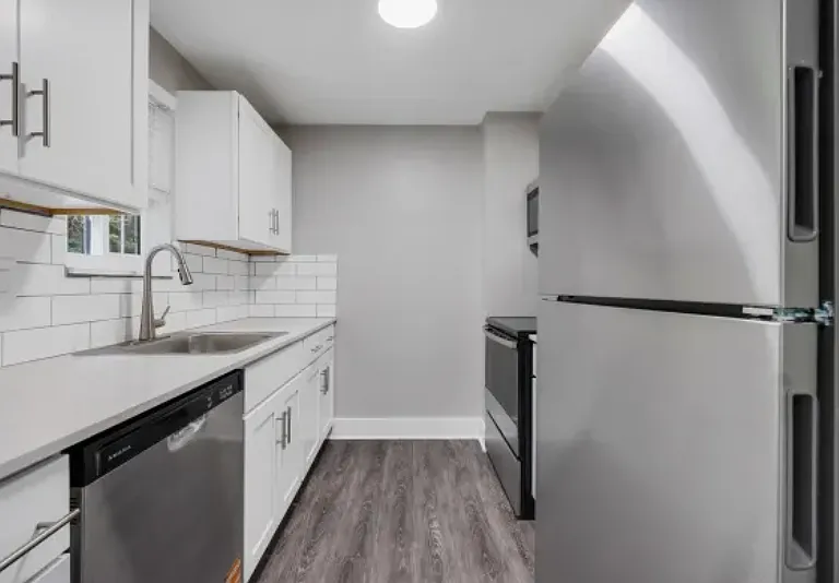 Valley Brook Townhomes — Photo 2