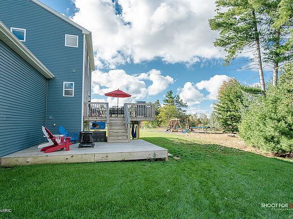 3rd image of 9315 Windward Dr