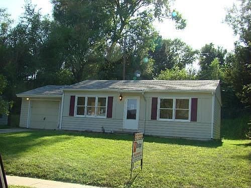 1st image of 7306 S 70th St