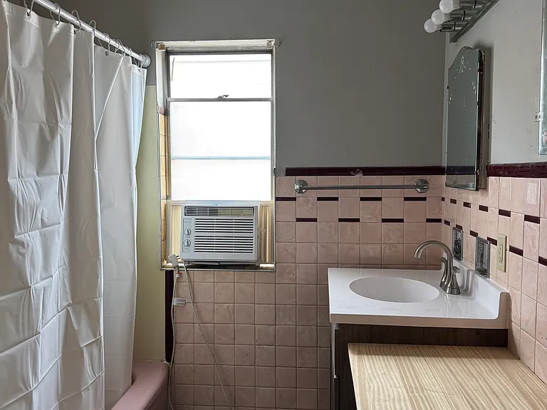 8416 W Lisbon Ave #4 — Photo 6