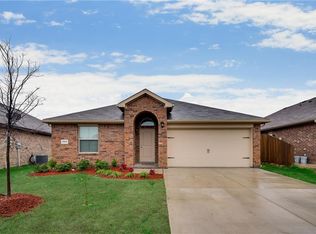 8808 Elk Creek Ln, Fort Worth, TX 76123