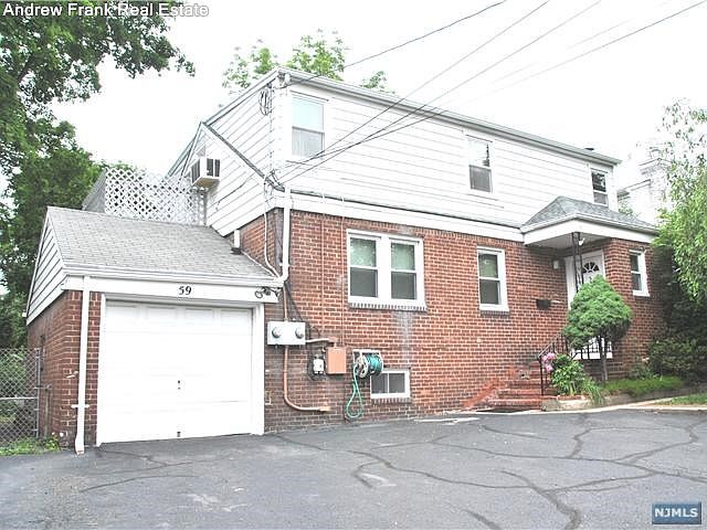 1st image of 59 Wyckoff Ave