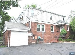 59 Wyckoff Ave, Waldwick, NJ 07463