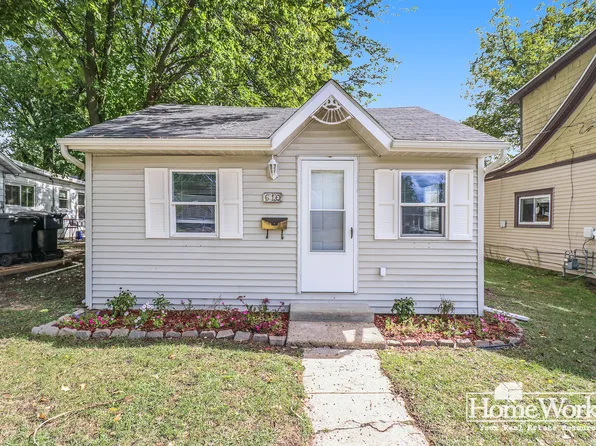 610 S 26th St, South Bend, IN 46615