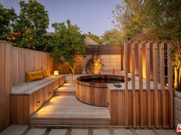 1060 Nowita Pl, Venice, CA 90291