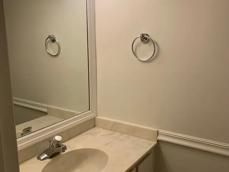 455 Mall Blvd #36 — Photo 8