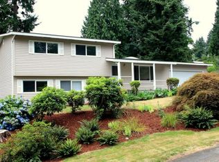 5209 NE 24th St, Renton, WA 98059