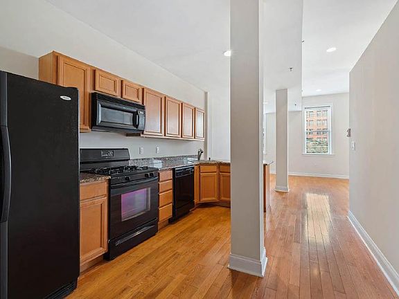 3rd image of 1151 N 3rd St Unit 408