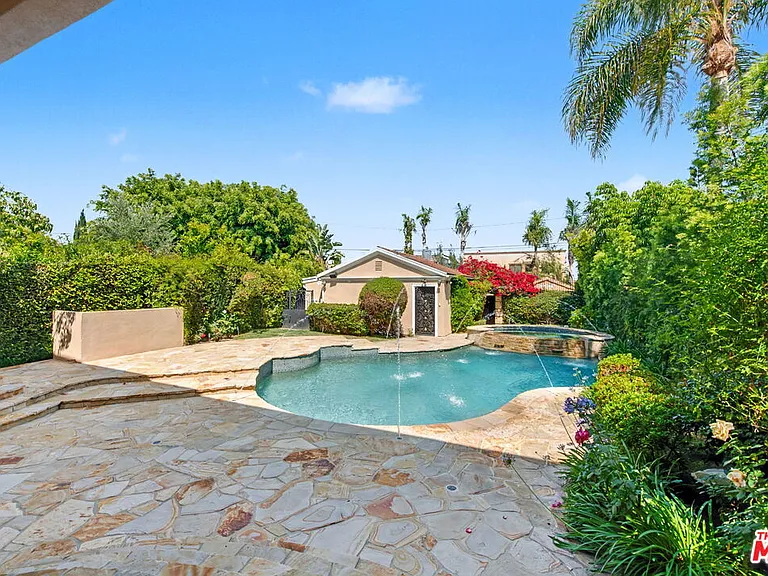 204 Foothill Rd — Photo 30