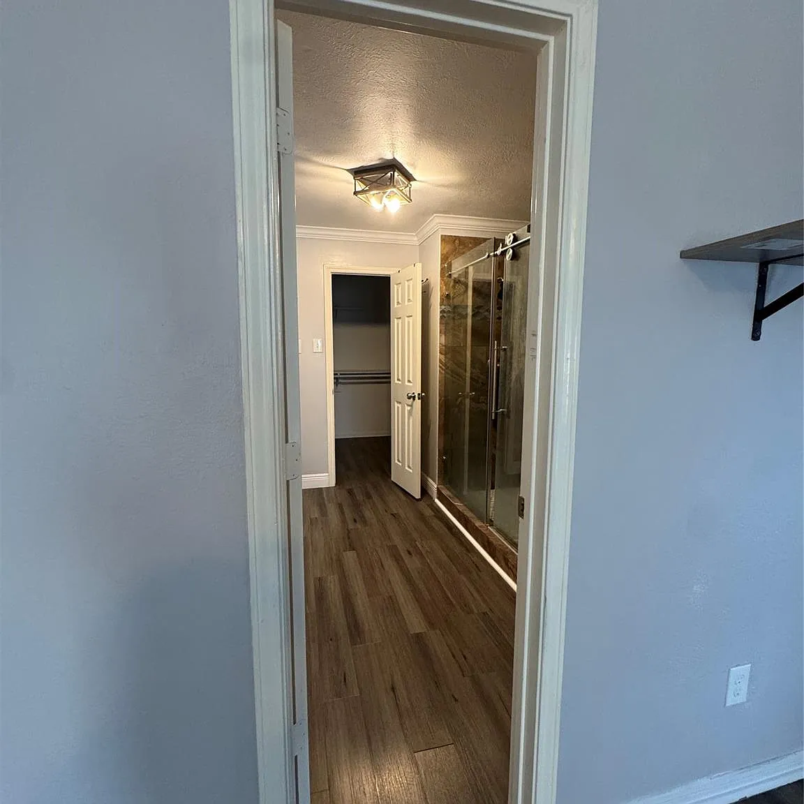 4 bed, 2.5 bath, 2611 sqft, $2,450 — Photo 3