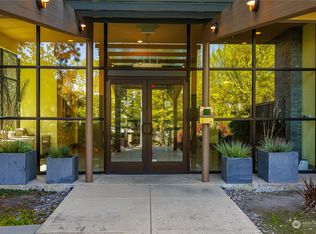 511 100th Ave NE APT 212, Bellevue, WA