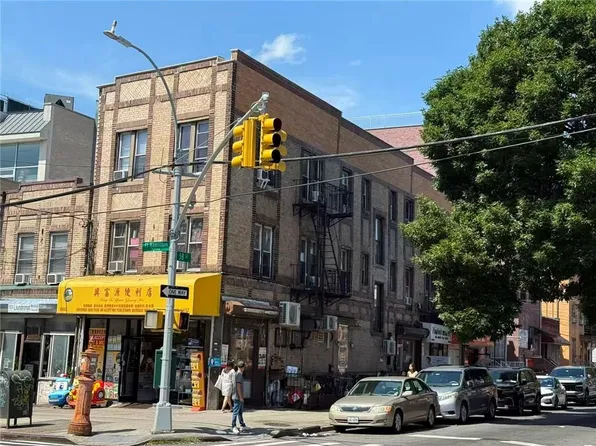 5802 Fort Hamilton Pkwy, Brooklyn, NY 11219