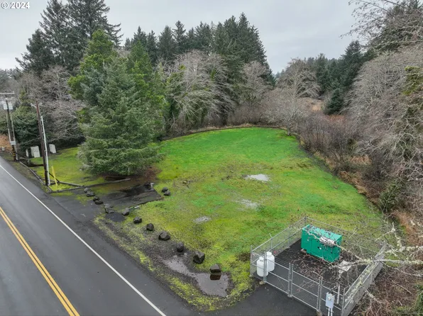 Cullaby Lake Ln, Warrenton, OR 97146